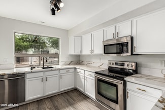 8431 S 50th Dr, Laveen, AZ 85339