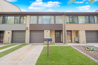 90 Dogwood Ln, Staten Island, NY 10305