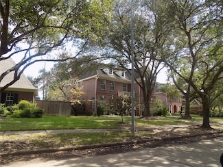 3303 Williams Glen Dr, Sugar Land, TX 77479