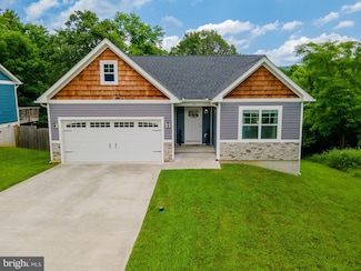 46 Village Cir, Bolivar, WV 25425