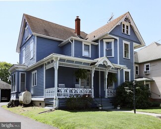 32 Bowen Ave, Woodstown, NJ 08098