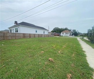 1478 Harrison Ave, New Orleans, LA 70122