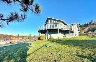 148 Pleasant Hill Dr, Silver Creek, WA 98585