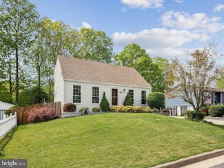 14324 Southgate Ct, Woodbridge, VA 22193