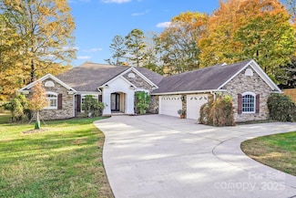 5329 Kuykendall Rd, Charlotte, NC 28270