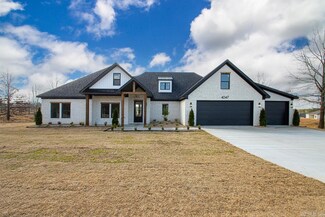 4047 Creek Top, Bauxite, AR 72011