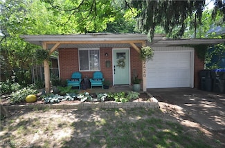 2420 13th St, Cuyahoga Falls, OH 44223