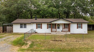 1816 Bobbitt Ln, Sherwood, AR 72120