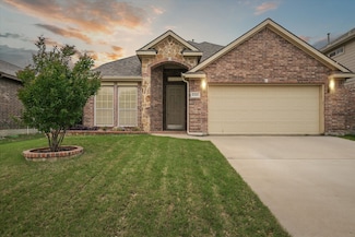 8201 Misty Water Dr, Fort Worth, TX 76131