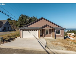 30302 Driftwood Dr, Gold Beach, OR 97444