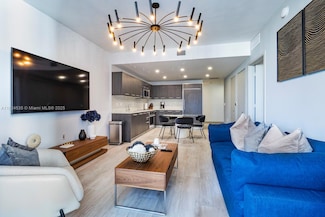 55 SW 9th St Unit 3010, Miami, FL 33130