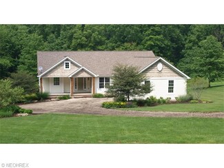 6419 Winchell Rd, Hiram, OH 44234