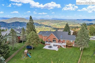 245 Bella Vista Dr, Boone, NC 28607