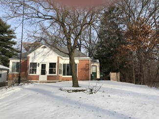 740 Upton Ave, Springfield, MI 49037