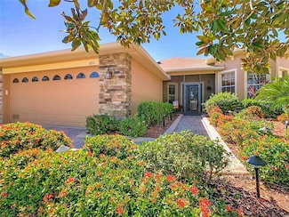 680 Portofino Dr, Kissimmee, FL 34759