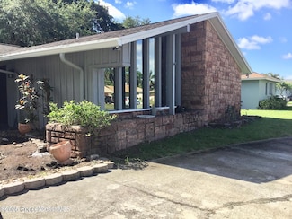 2270 Queen Anne St, Merritt Island, FL 32952