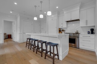 205 E St Unit 10-N, Boston, MA 02127