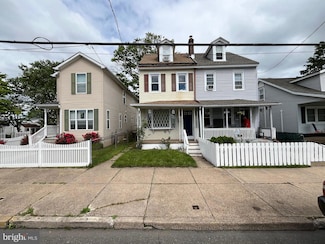 703 Garden St, Bristol, PA 19007