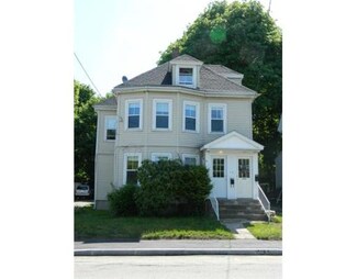 52 Norton St, North Weymouth, MA 02191