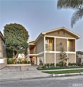 16662 Baruna Ln, Huntington Beach, CA 92649