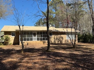 1188 Blackberry Bush Rd, Summerton, SC 29148