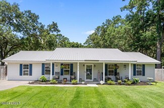 14004 Sandra Dr, Beaufort, SC 29906