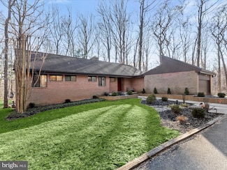 4 Chellis Ct, Owings Mills, MD 21117