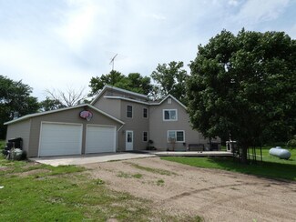 2243 121st St, Currie, MN 56123