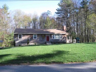 15 Griffiths Dr, Durham, NH 03824