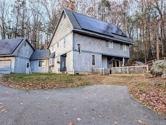 95 Nalette Dr, Winsted, CT 06098