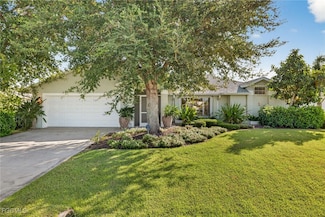 219 SE 1st Place, Cape Coral, FL 33990