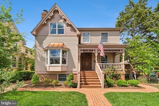 5727 2nd St S, Arlington, VA 22204