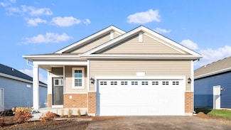 2926 Harnish Dr, Algonquin, IL 60102