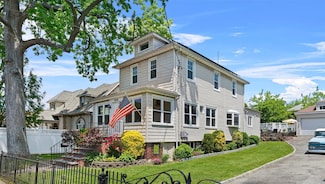 1370 Kearney Ave, Bronx, NY 10465