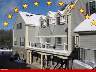 37 Corey Rd Unit 831, Hancock, MA 01237