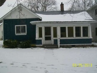 23912 2nd St, Grand Rapids, OH 43522