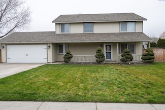 5621 Oleander Dr, West Richland, WA 99353