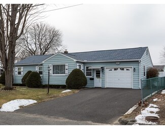 77 Daley St, Chicopee, MA 01013