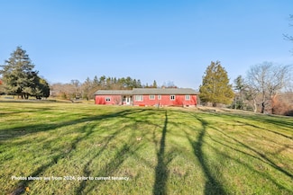 67 Barclay Dr, Stamford, CT 06903