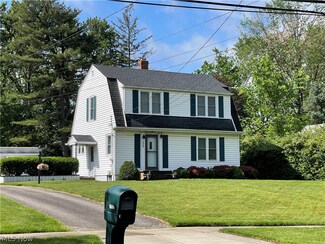 6804 E Pleasant Valley Rd, Independence, OH 44131