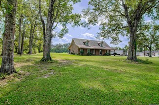 65755 J r Dr, Plaquemine, LA 70764