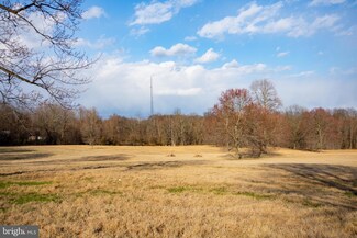 65 W Bay Front Rd, Tracys Landing, MD 20779