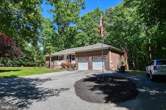 7085 Bensville Rd, White Plains, MD 20695