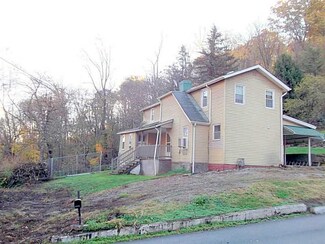 1512 Rack St, McKeesport, PA 15135