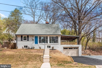 10415 Edgefield Dr, Adelphi, MD 20783