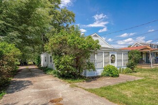 1068 Rumsey Rd, Columbus, OH 43207