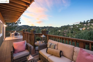 6533 Chelton Dr, Oakland, CA 94611