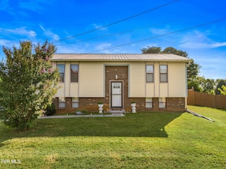 2205 Kingswood Dr, Morristown, TN 37813