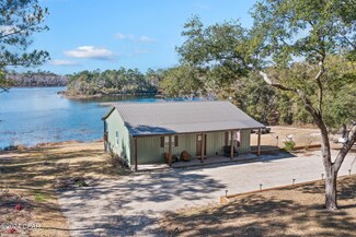 3858 Bent Oaks Rd, Chipley, FL 32428