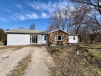 1150 E 1780 Rd N, Monticello, IL 61856